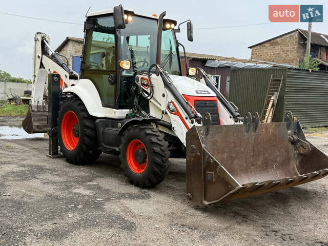Білий Бобкет 730, об'ємом двигуна 4.4 л та пробігом 3 тис. км за 61000 $, фото 1 на Automoto.ua