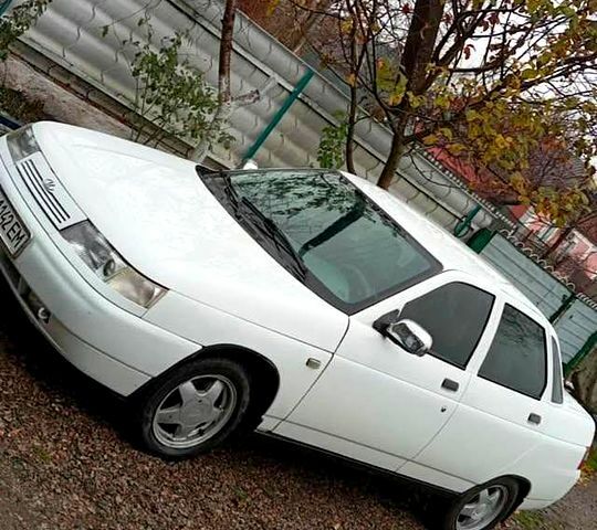 Белый Богдан 2110, объемом двигателя 1.6 л и пробегом 102 тыс. км за 2850 $, фото 1 на Automoto.ua