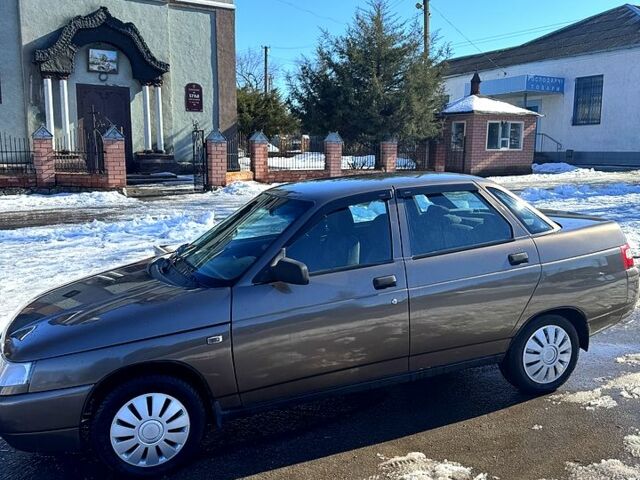 Коричневый Богдан 2110, объемом двигателя 1.6 л и пробегом 170 тыс. км за 2990 $, фото 1 на Automoto.ua