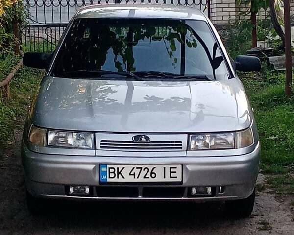 Серый Богдан 2110, объемом двигателя 1.6 л и пробегом 195 тыс. км за 2555 $, фото 1 на Automoto.ua