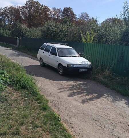 Белый Богдан 2111, объемом двигателя 1.6 л и пробегом 210 тыс. км за 1400 $, фото 1 на Automoto.ua