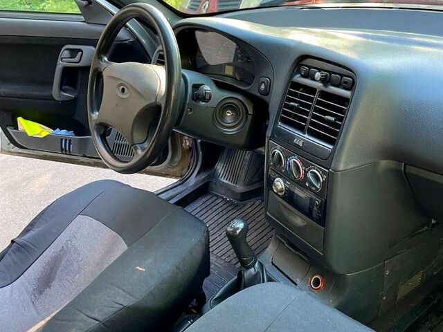 Серый Богдан 2111, объемом двигателя 1.6 л и пробегом 120 тыс. км за 2400 $, фото 1 на Automoto.ua