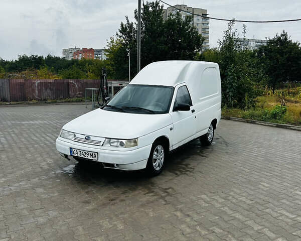 Белый Богдан 2310, объемом двигателя 1.6 л и пробегом 200 тыс. км за 1350 $, фото 1 на Automoto.ua