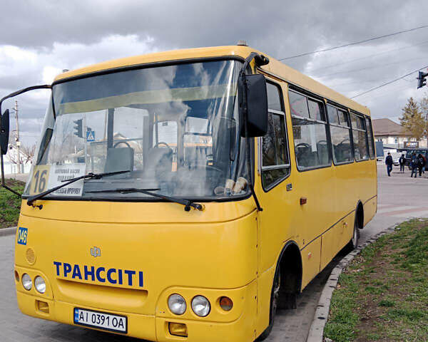 Желтый Богдан А 092, объемом двигателя 4.57 л и пробегом 300 тыс. км за 5500 $, фото 1 на Automoto.ua