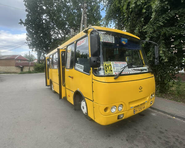 Богдан А 092 2008 в Киеве на Automoto.ua Желтый Богдан А 092, объемом двигателя 4.57 л и пробегом 200 тыс. км за 12000 $, фото 1 на Automoto.ua