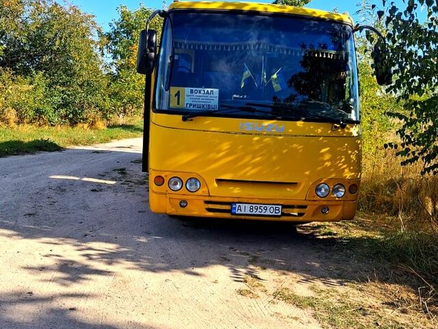 Желтый Богдан А092, объемом двигателя 4.6 л и пробегом 350 тыс. км за 6000 $, фото 1 на Automoto.ua