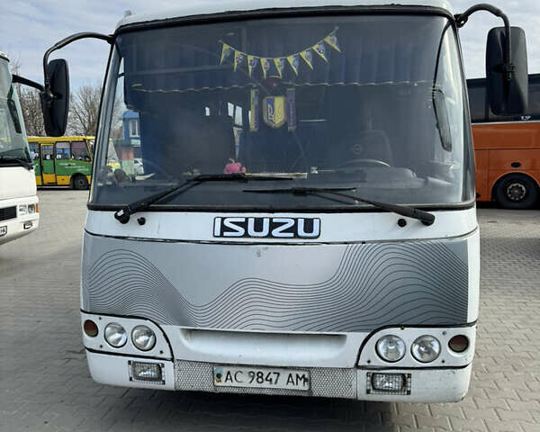 Белый Богдан А-09212, объемом двигателя 4.8 л и пробегом 300 тыс. км за 4950 $, фото 1 на Automoto.ua