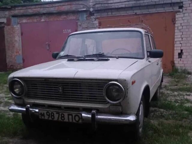 Белый Болган ВВ, объемом двигателя 0 л и пробегом 100 тыс. км за 29000 $, фото 1 на Automoto.ua
