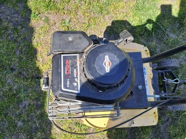 Желтый Briggs & Stratton 450, объемом двигателя 0 л и пробегом 10 тыс. км за 149 $, фото 1 на Automoto.ua