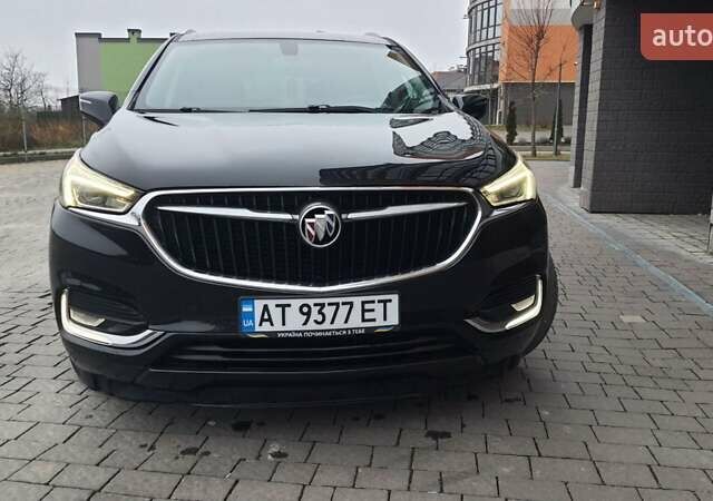 Черный Бьюик Энклейв, объемом двигателя 3.56 л и пробегом 177 тыс. км за 23000 $, фото 1 на Automoto.ua