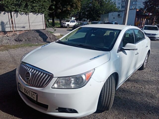 Білий Бьюік LaCrosse, об'ємом двигуна 2.4 л та пробігом 265 тис. км за 6750 $, фото 1 на Automoto.ua