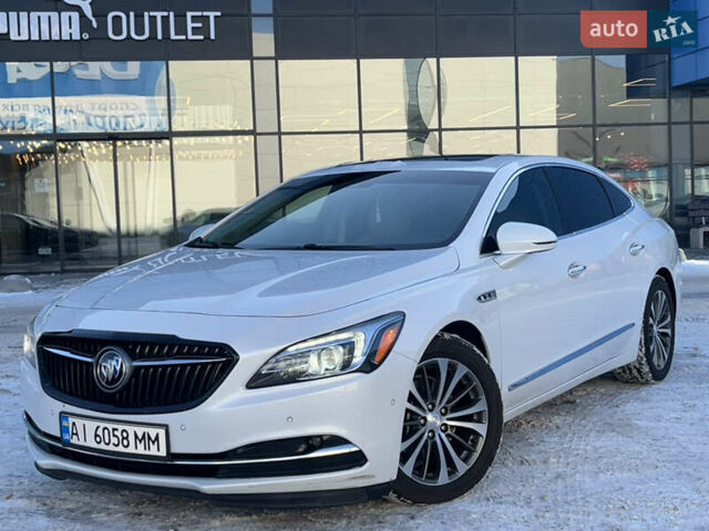 Білий Бьюік LaCrosse, об'ємом двигуна 3.6 л та пробігом 150 тис. км за 12990 $, фото 1 на Automoto.ua