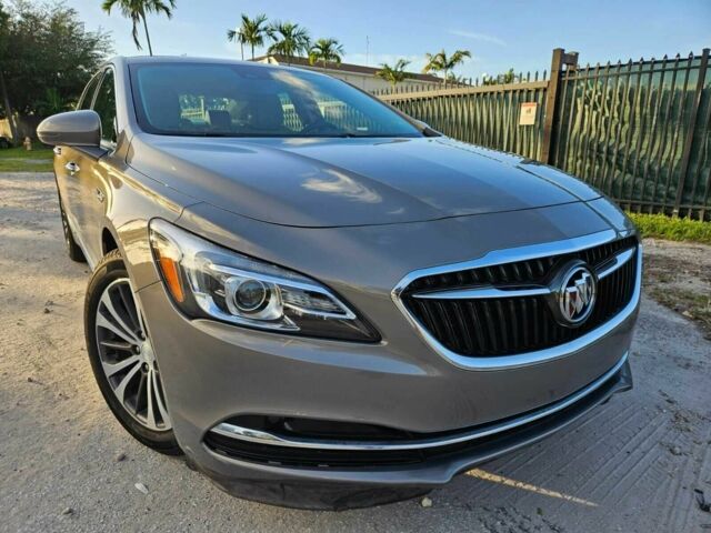 Бьюик ЛаКросс 2017 в Львове на Automoto.ua Серый Бьюик ЛаКросс, объемом двигателя 3.6 л и пробегом 65 тыс. км за 4300 $, фото 1 на Automoto.ua