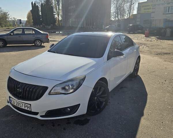 Білий Бьюік Regal, об'ємом двигуна 2 л та пробігом 223 тис. км за 9000 $, фото 1 на Automoto.ua