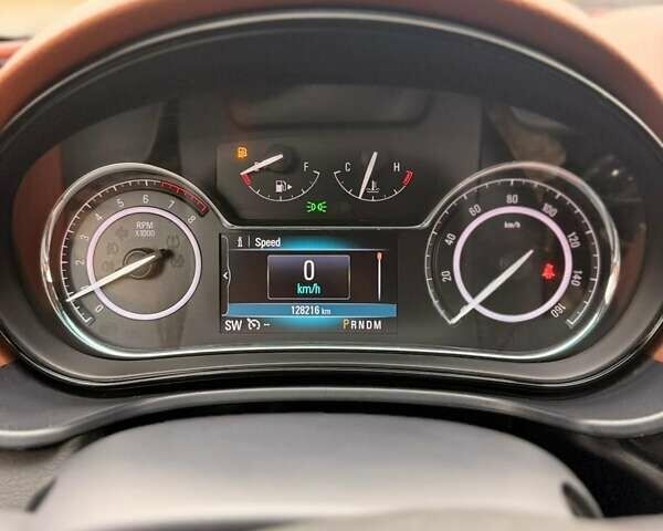 Чорний Бьюік Regal, об'ємом двигуна 2 л та пробігом 128 тис. км за 11500 $, фото 1 на Automoto.ua