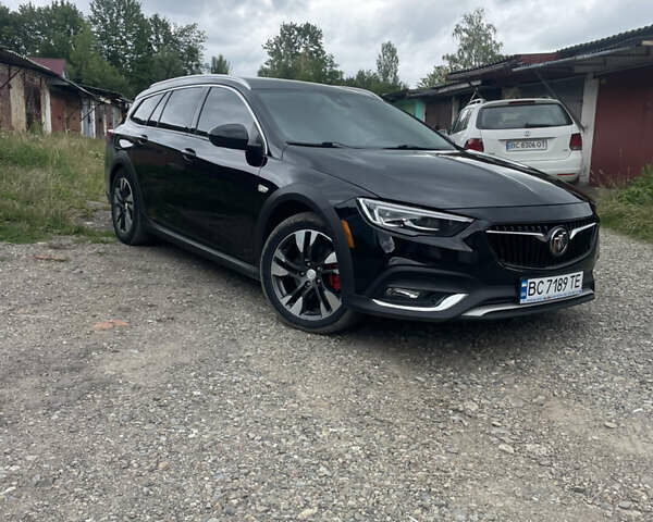 Чорний Бьюік Regal, об'ємом двигуна 2 л та пробігом 200 тис. км за 15000 $, фото 1 на Automoto.ua