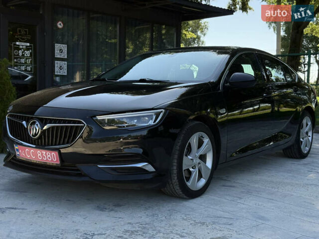 Чорний Бьюік Regal, об'ємом двигуна 2 л та пробігом 110 тис. км за 13400 $, фото 1 на Automoto.ua