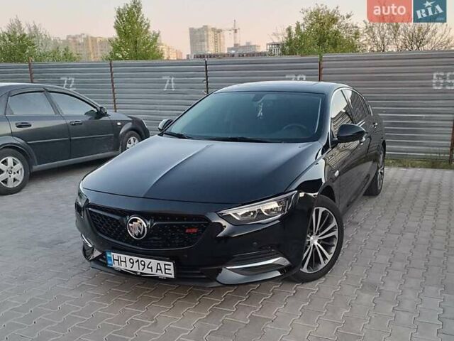 Чорний Бьюік Regal, об'ємом двигуна 2 л та пробігом 27 тис. км за 16600 $, фото 1 на Automoto.ua