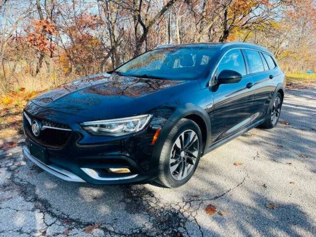 Чорний Бьюік Regal, об'ємом двигуна 2 л та пробігом 37 тис. км за 2600 $, фото 1 на Automoto.ua