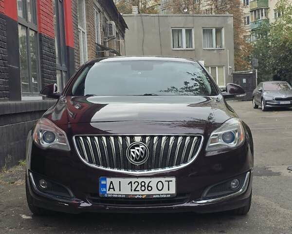 Красный Бьюик Регал, объемом двигателя 2 л и пробегом 101 тыс. км за 10500 $, фото 1 на Automoto.ua