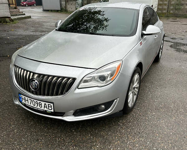 Серый Бьюик Регал, объемом двигателя 2 л и пробегом 177 тыс. км за 15000 $, фото 1 на Automoto.ua
