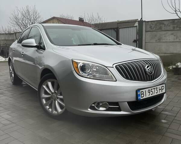 Серый Бьюик Верано, объемом двигателя 2.38 л и пробегом 312 тыс. км за 8500 $, фото 1 на Automoto.ua