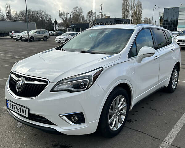 Белый Бьюик Envision, объемом двигателя 2.5 л и пробегом 140 тыс. км за 15000 $, фото 1 на Automoto.ua