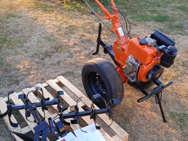 Булат Другая, объемом двигателя 296 л и пробегом 15 тыс. км за 445 $, фото 1 на Automoto.ua