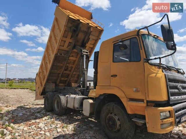 Помаранчевий КАМК 3250, об'ємом двигуна 8.9 л та пробігом 107 тис. км за 20000 $, фото 1 на Automoto.ua