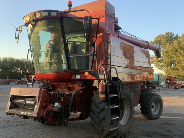 Красный CASE IH 2388, объемом двигателя 8.3 л и пробегом 10 тыс. км за 40000 $, фото 1 на Automoto.ua