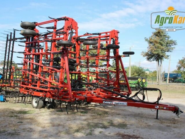 Красный CASE IH Tiger Mate II, объемом двигателя 0 л и пробегом 0 тыс. км за 73775 $, фото 1 на Automoto.ua