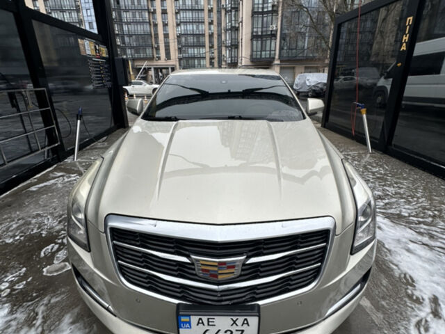 Серый Кадиллак АТС, объемом двигателя 2 л и пробегом 137 тыс. км за 9500 $, фото 1 на Automoto.ua