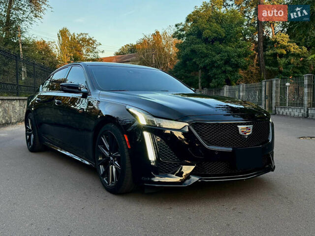 Черный Кадиллак CT5, объемом двигателя 3 л и пробегом 42 тыс. км за 47000 $, фото 1 на Automoto.ua