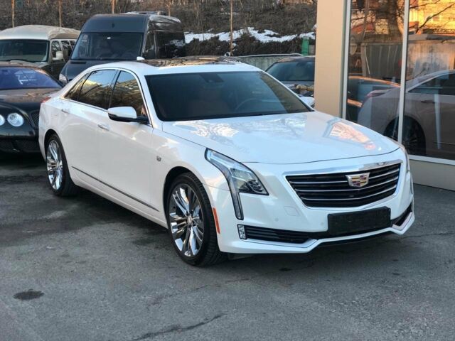 Белый Кадиллак CT6, объемом двигателя 3 л и пробегом 18 тыс. км за 42500 $, фото 1 на Automoto.ua
