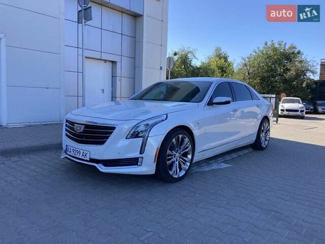 Белый Кадиллак CT6, объемом двигателя 3 л и пробегом 44 тыс. км за 21900 $, фото 1 на Automoto.ua