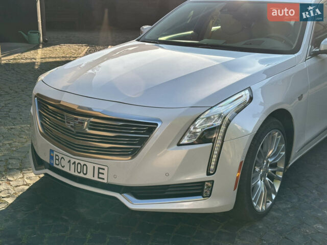 Білий Каділак CT6, об'ємом двигуна 3 л та пробігом 120 тис. км за 19000 $, фото 1 на Automoto.ua