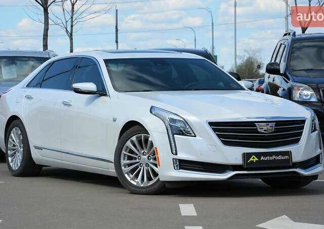 Белый Кадиллак CT6, объемом двигателя 2 л и пробегом 110 тыс. км за 28999 $, фото 1 на Automoto.ua