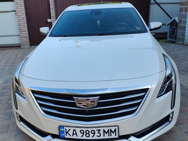 Белый Кадиллак CT6, объемом двигателя 2 л и пробегом 140 тыс. км за 22500 $, фото 1 на Automoto.ua