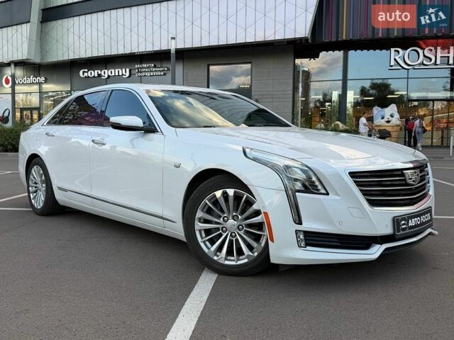 Белый Кадиллак CT6, объемом двигателя 2 л и пробегом 147 тыс. км за 22990 $, фото 1 на Automoto.ua