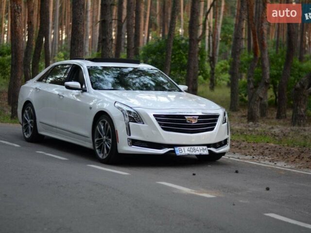 Белый Кадиллак CT6, объемом двигателя 3.6 л и пробегом 60 тыс. км за 35000 $, фото 1 на Automoto.ua