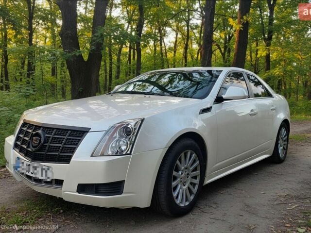 Білий Каділак CTS, об'ємом двигуна 3 л та пробігом 185 тис. км за 7700 $, фото 1 на Automoto.ua