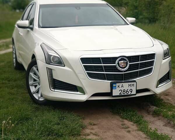 Білий Каділак CTS, об'ємом двигуна 2 л та пробігом 207 тис. км за 14000 $, фото 1 на Automoto.ua