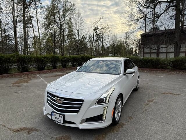 Білий Каділак CTS, об'ємом двигуна 2 л та пробігом 207 тис. км за 14200 $, фото 1 на Automoto.ua