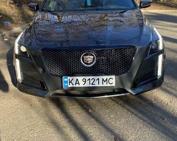 Серый Кадиллак СТС, объемом двигателя 2 л и пробегом 86 тыс. км за 18000 $, фото 1 на Automoto.ua