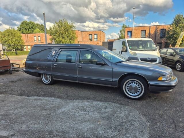 Серый Кадиллак ДеВиль, объемом двигателя 0 л и пробегом 200 тыс. км за 9000 $, фото 1 на Automoto.ua