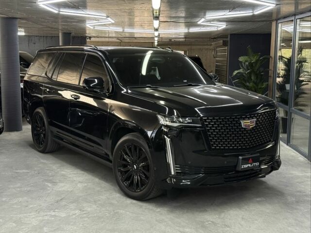 Черный Кадиллак Эскалейд, объемом двигателя 0 л и пробегом 44 тыс. км за 119000 $, фото 1 на Automoto.ua