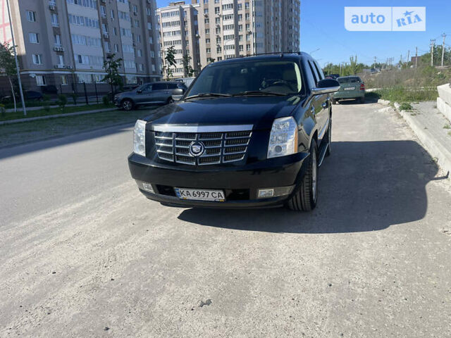 Кадиллак Эскалейд, объемом двигателя 6.16 л и пробегом 350 тыс. км за 14500 $, фото 1 на Automoto.ua