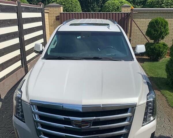 Каділак Ескалейд, об'ємом двигуна 6.2 л та пробігом 85 тис. км за 40000 $, фото 1 на Automoto.ua