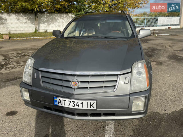 Серый Кадиллак СРХ, объемом двигателя 4.57 л и пробегом 125 тыс. км за 7800 $, фото 1 на Automoto.ua