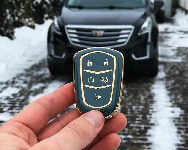 Чорний Каділак XT5, об'ємом двигуна 3.6 л та пробігом 183 тис. км за 17200 $, фото 1 на Automoto.ua